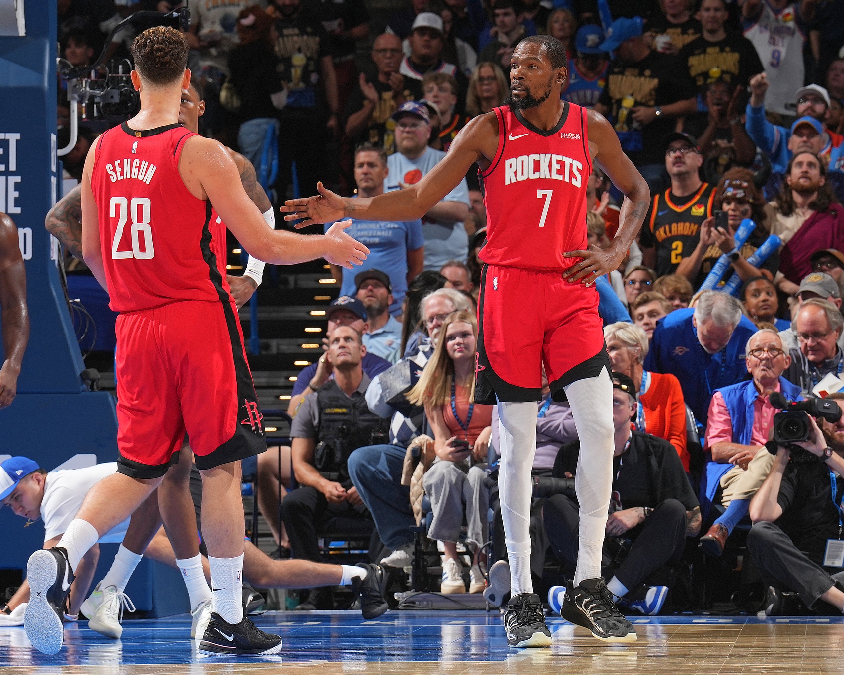 星空体育app-NBA彩经：火箭大胜鹈鹕 国王拿下开拓者 湖人不敌猛龙